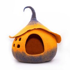 Pumpkin Design Cat Cave